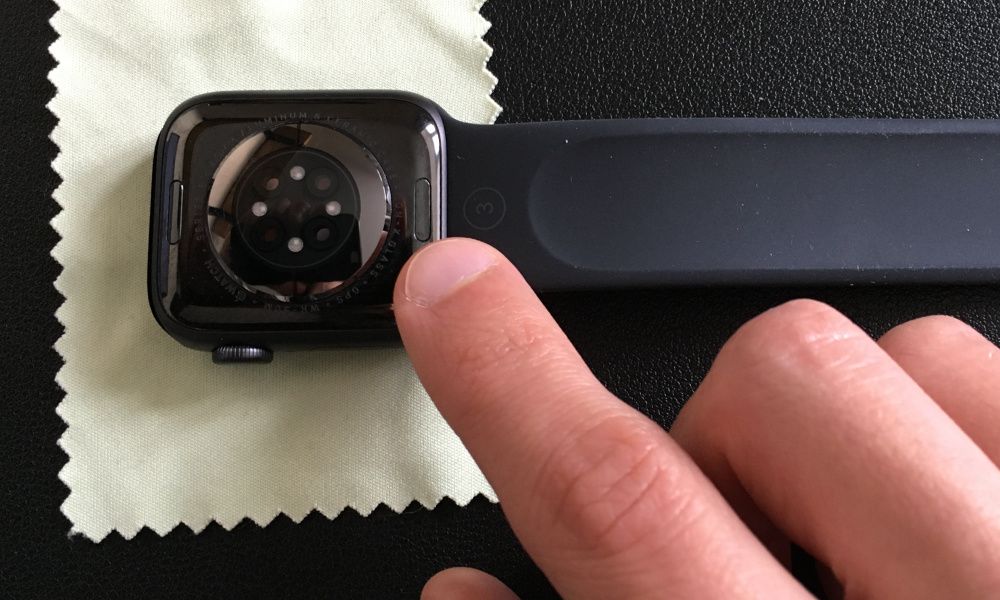 Apple Watch band release button