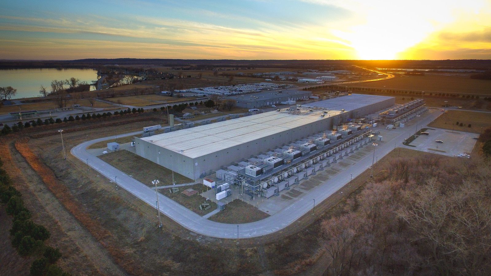 The world's biggest data center is located in the US