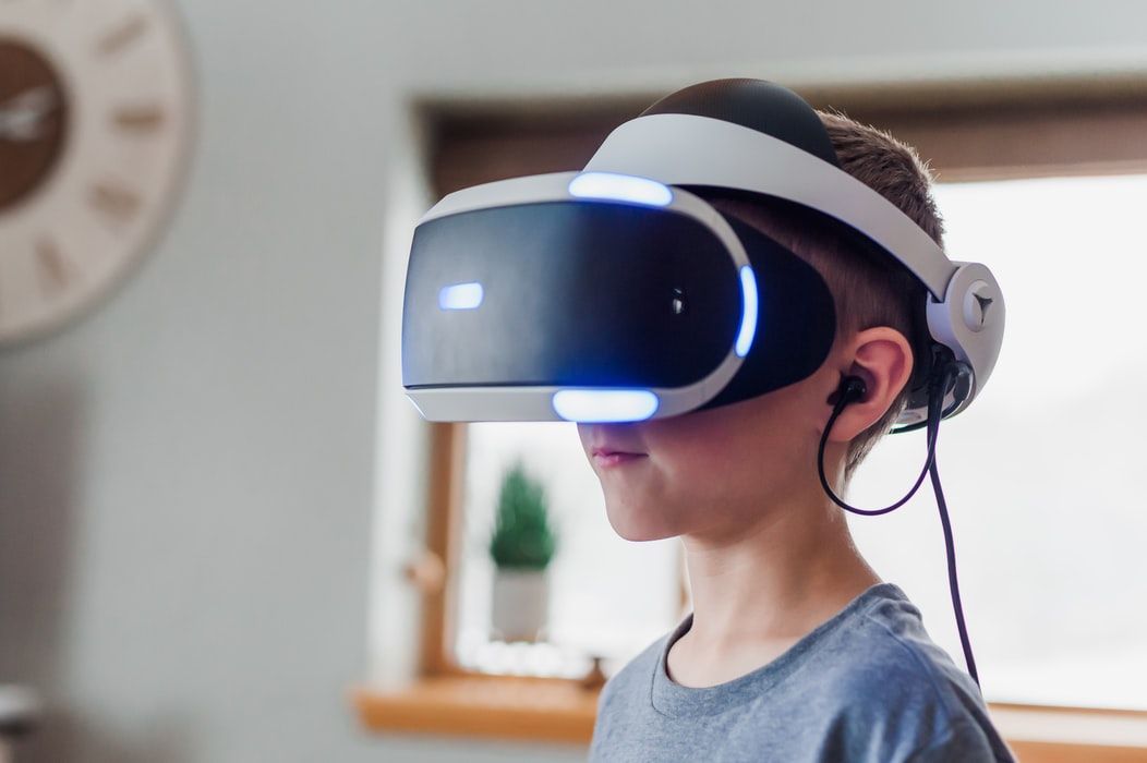 kid with virtual reality headset