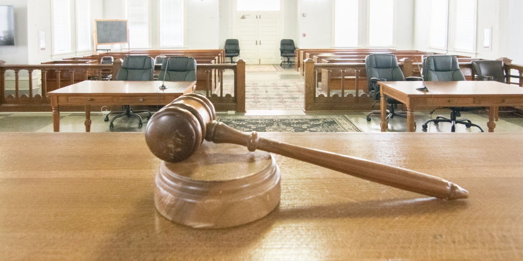 courtroom-gavel