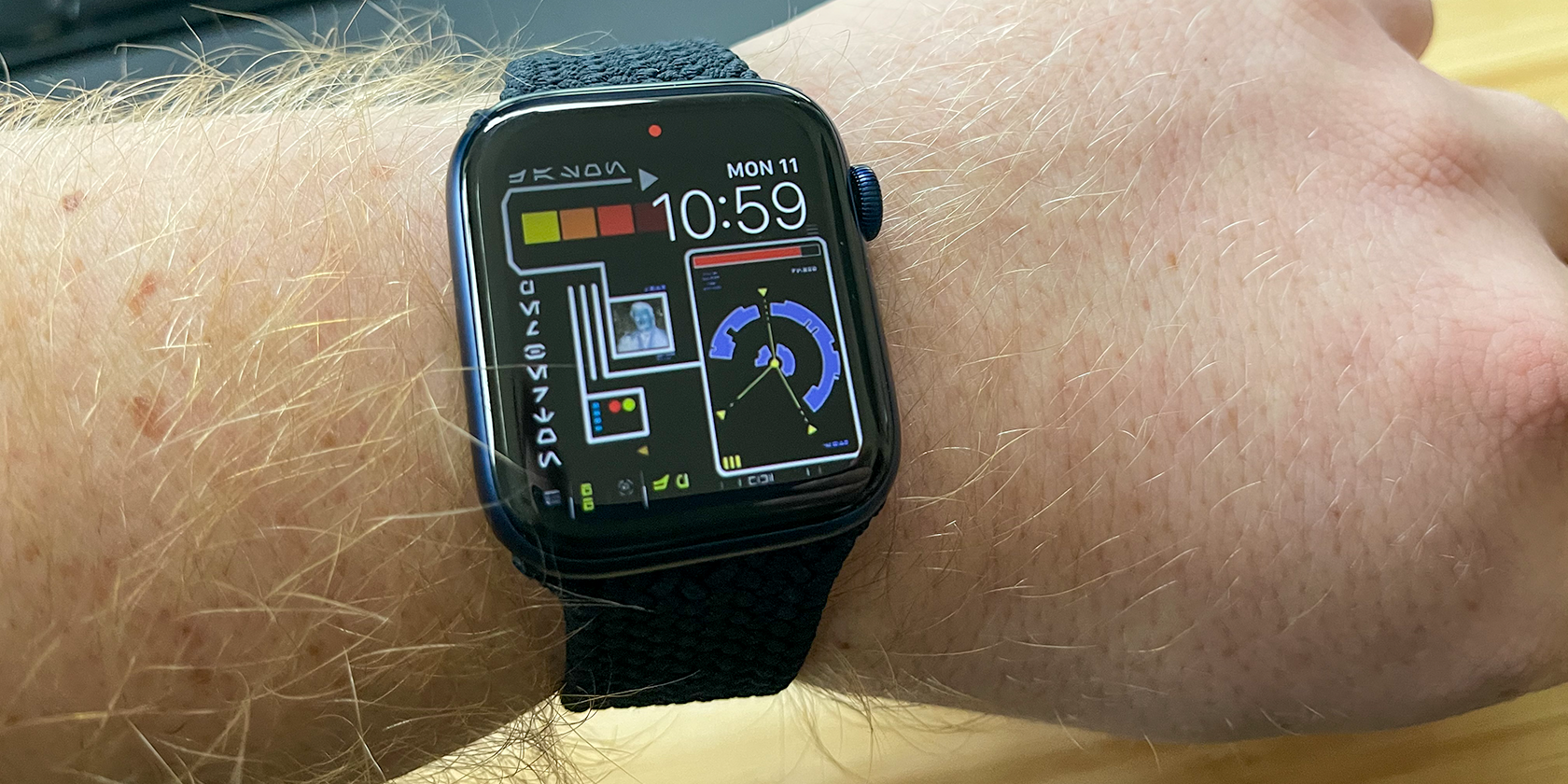 Find and share apple watch faces hero