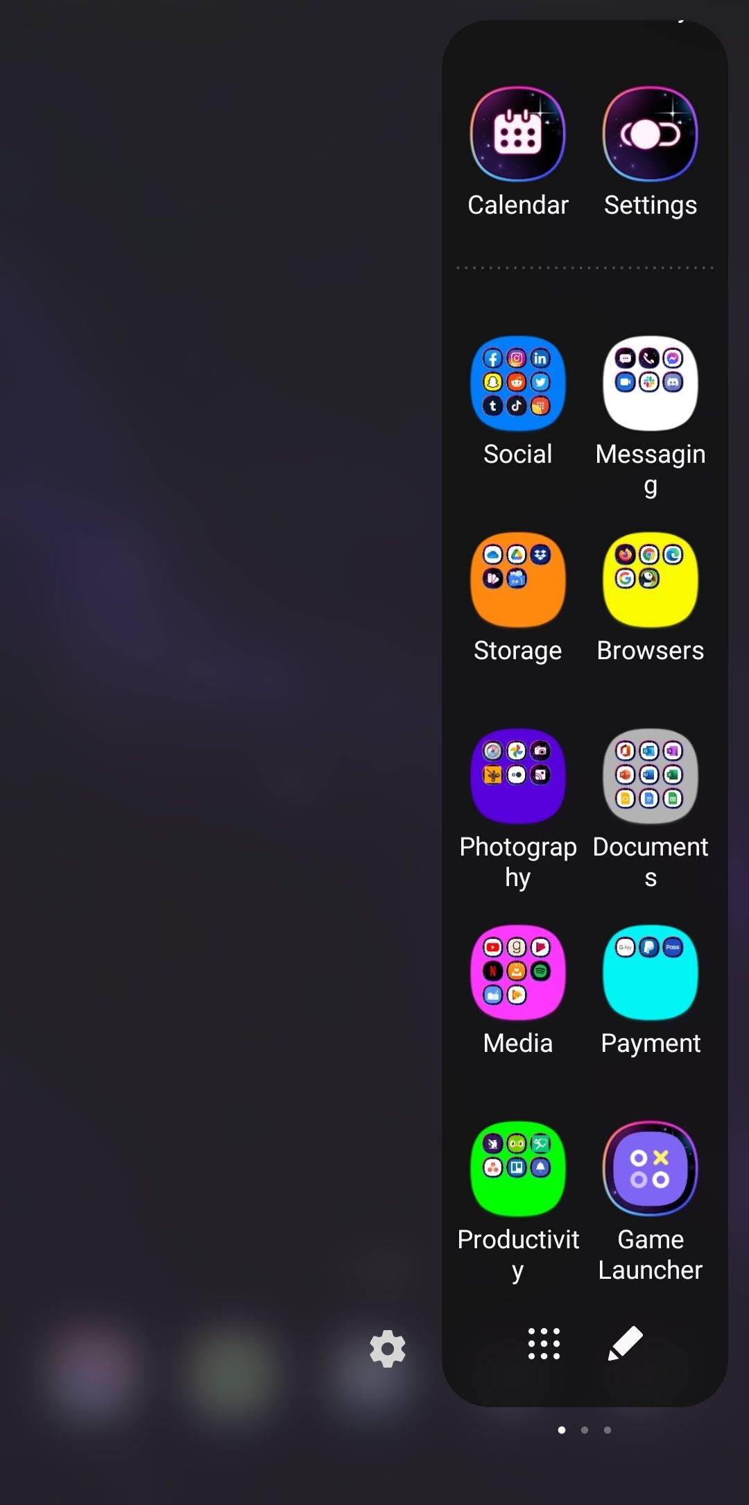 50+ apps stored in the Edge screen using folders