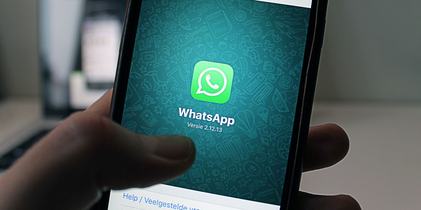 How to Change the Background of Your WhatsApp Chats