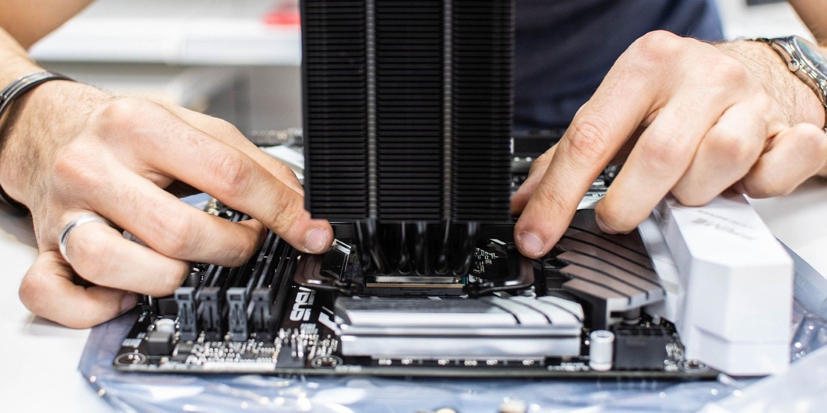 8 Common PC Building Mistakes Beginners Make—and How to Avoid Them