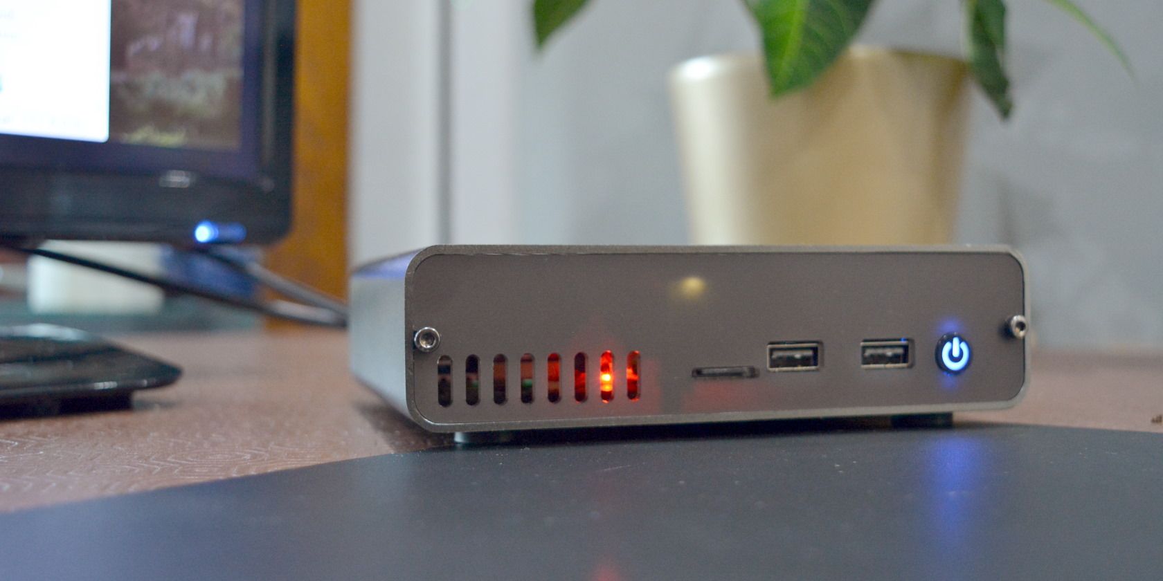 DeskPi Pro Raspberry Pi case