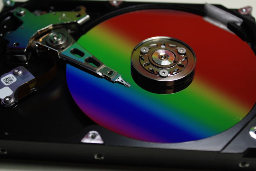 Hard disk drive