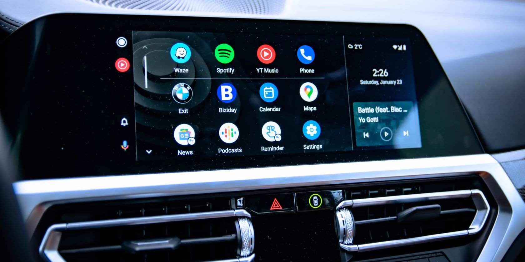 Android Auto pada sistem infotainment mobil