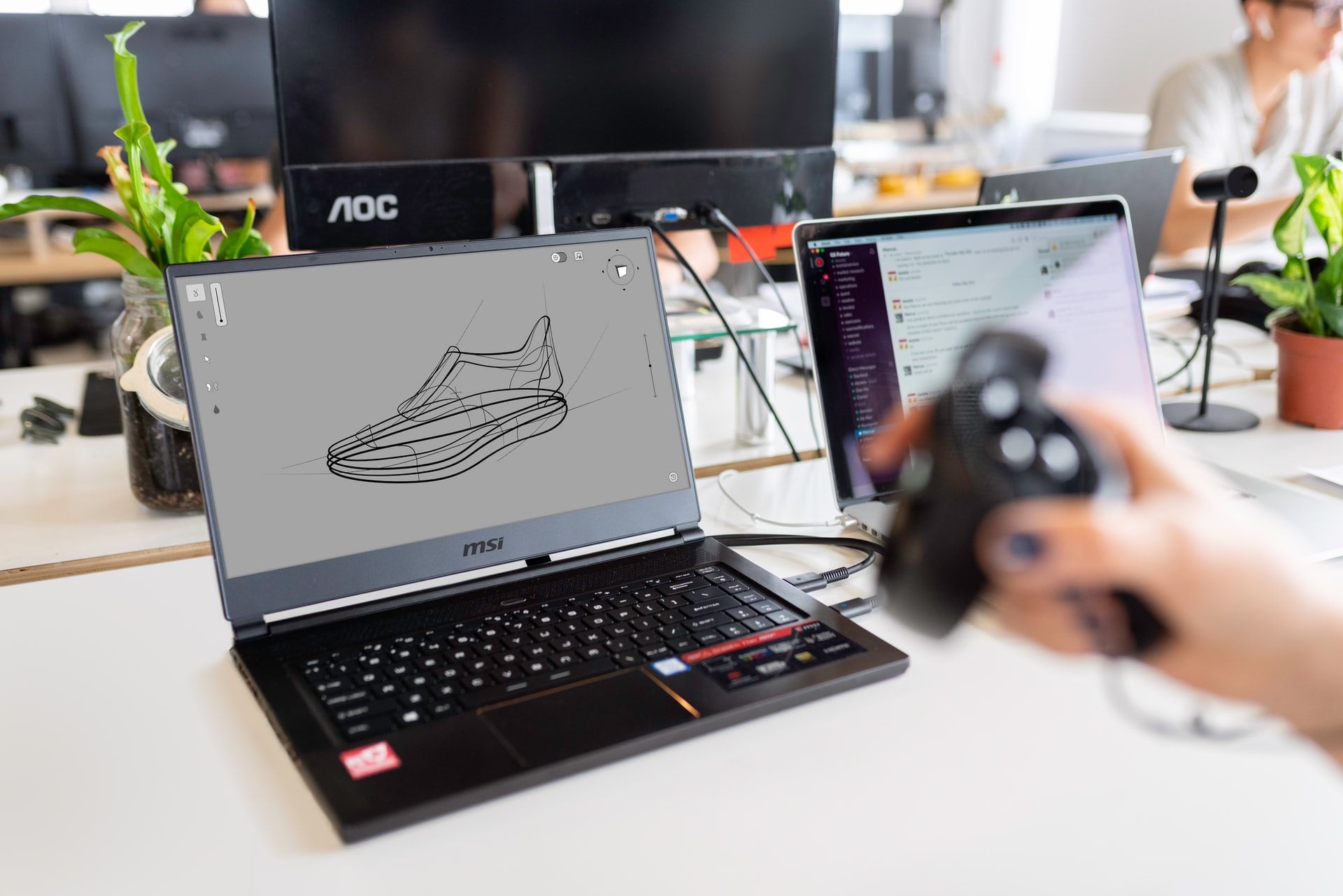 Designing Shoes With VR Technology