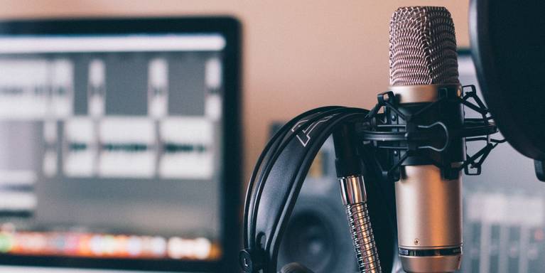 5 Tips for Recording Studio-Quality Vocals at Home
