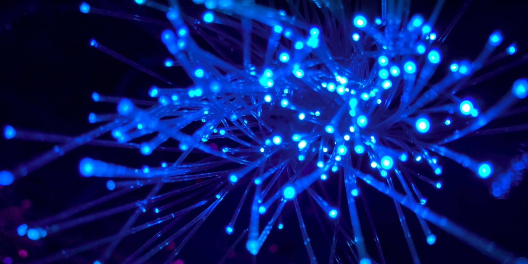 Glowing fiber optic strands