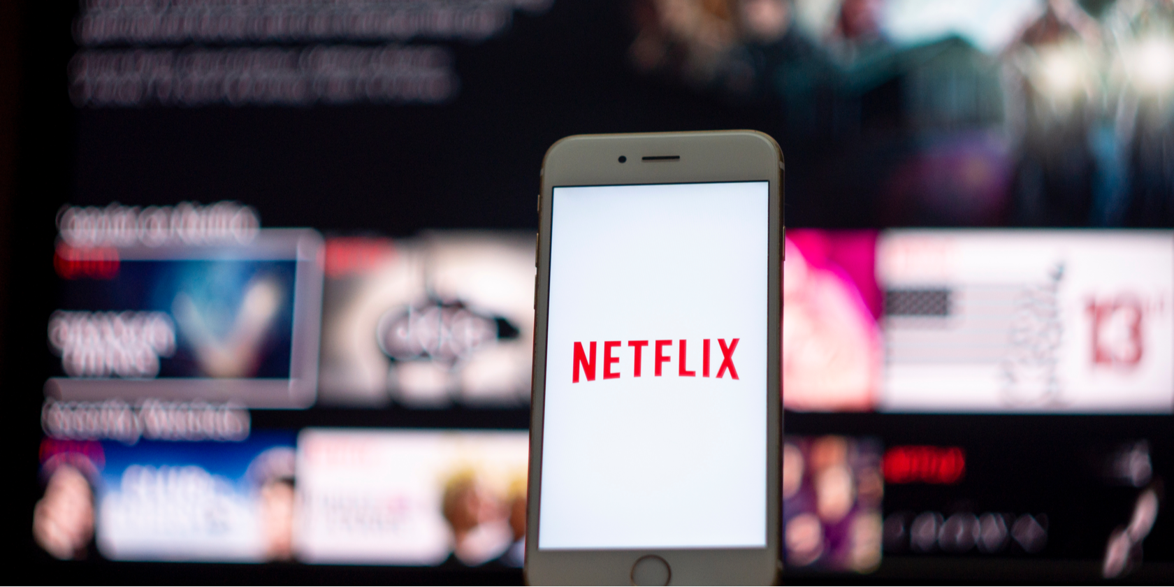 Netflix Password Sharing Risks Featured