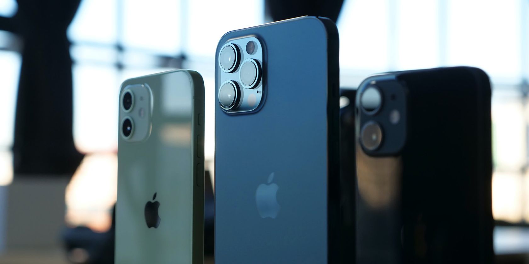 iPhone 12 and iPhone 12 Pro lineup.