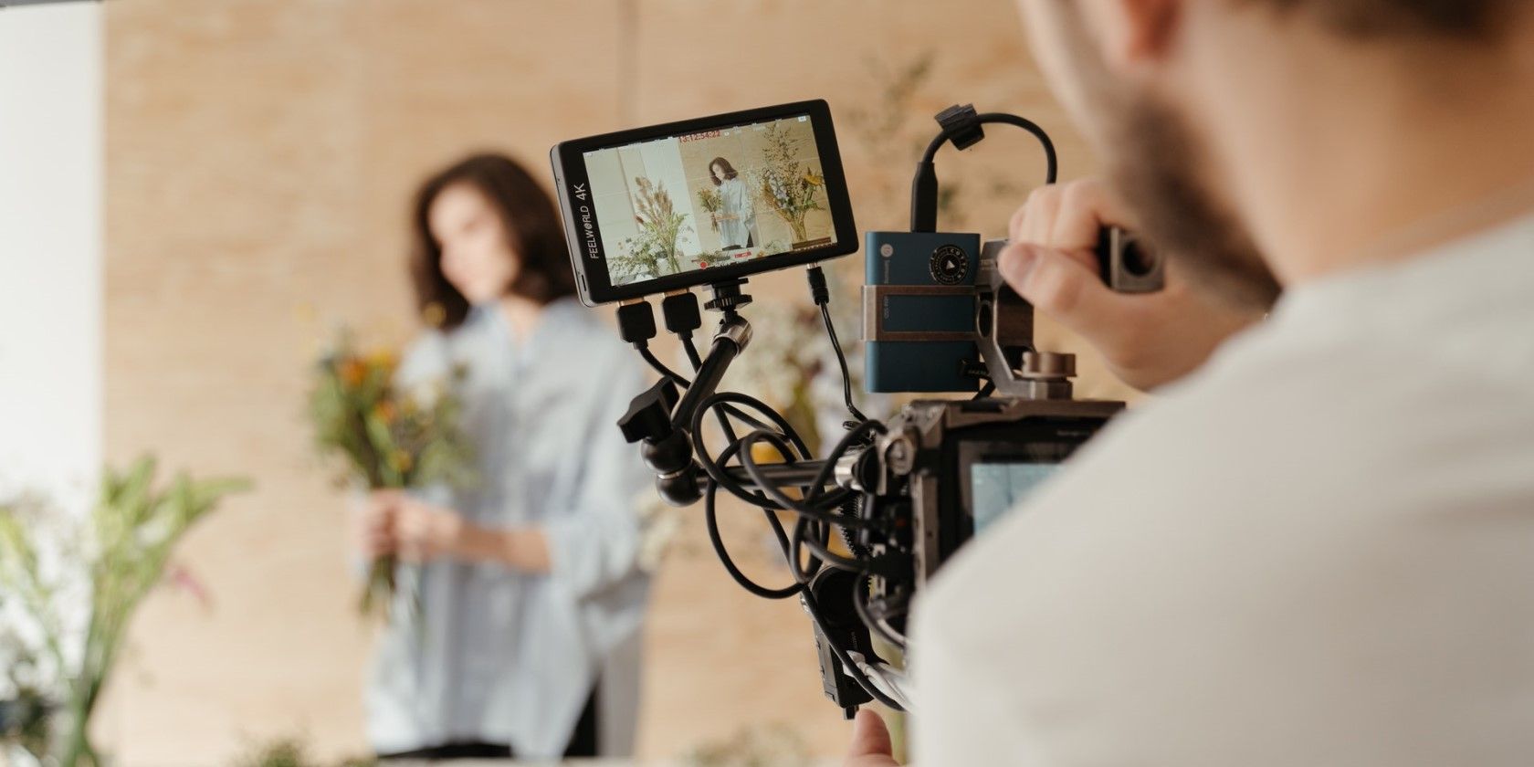 How To Use The Motion Tracker To Stabilize Footage In Adobe After Effects How To Use The Motion Tracker To Stabilize Footage In Adobe After Effects