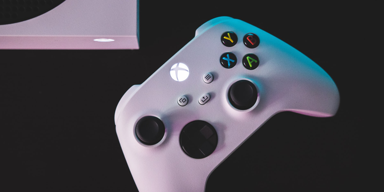 Cara Menghubungkan Dan Menggunakan Stik Xbox One Ke IPhone Atau IPad Cara Menghubungkan dan Menyinkronkan Controller Xbox One - Tinta Resah