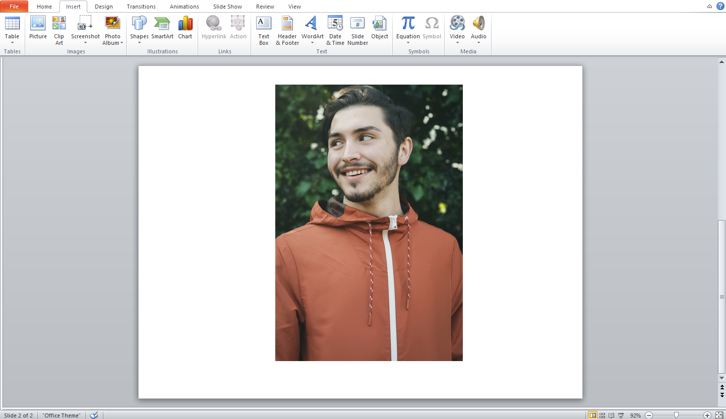 Adding Image in PowerPoint - Come ritagliare un’immagine in un cerchio perfetto in PowerPoint