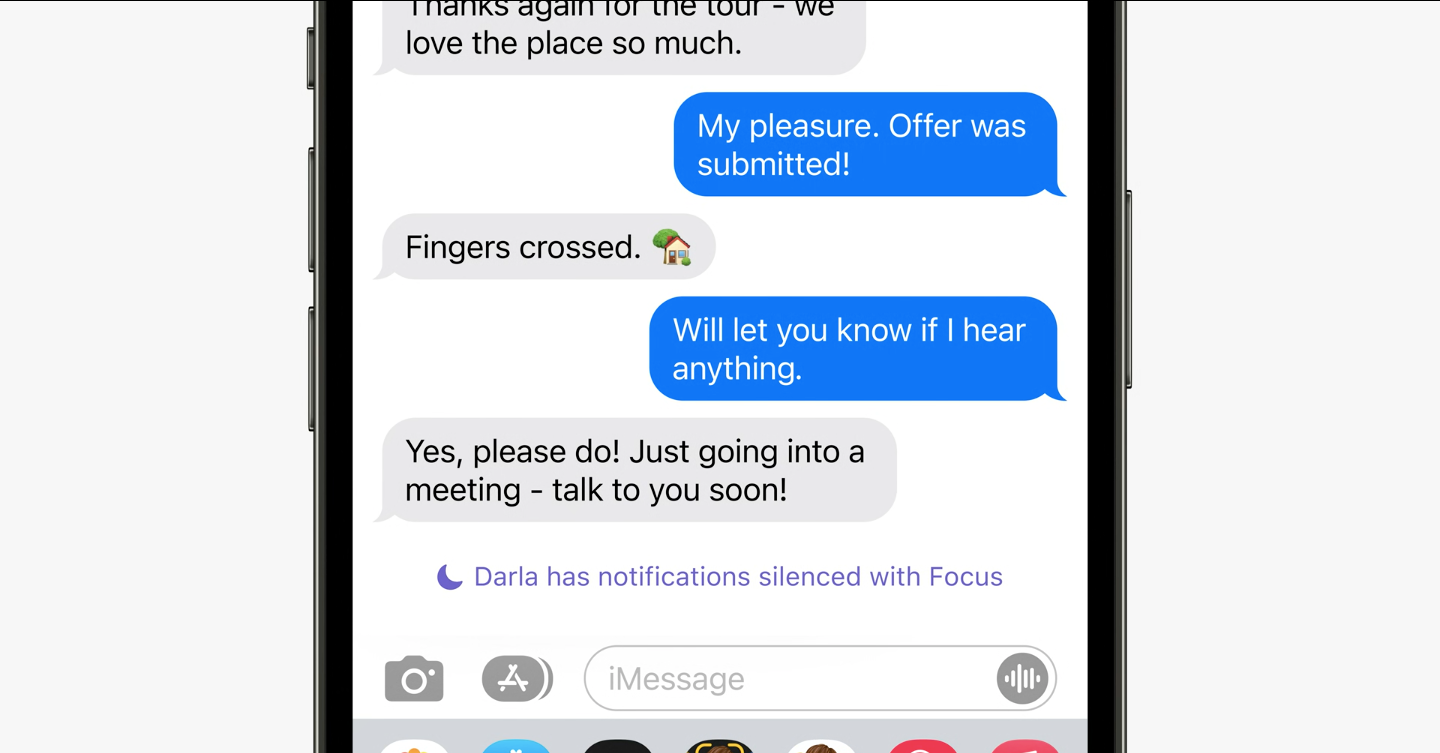 Screenshot showing Apple Focus message notification on iPhone