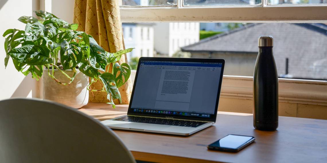 10 DIY Laptop Stands You Can Make This Weekend