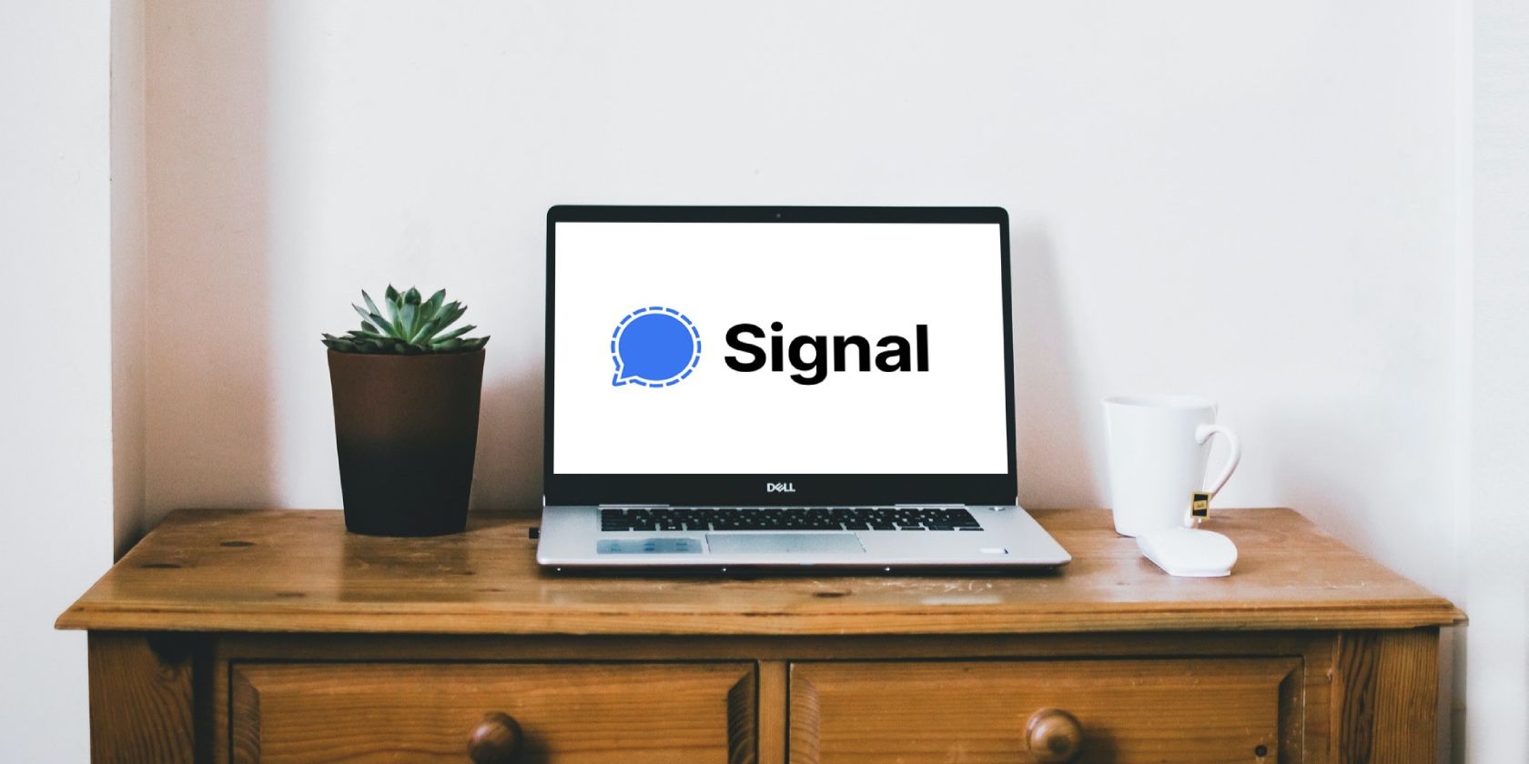 Signal on a desktop