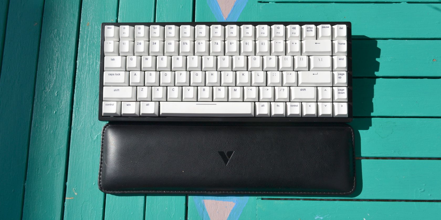 vissles v84 wireless mechanical keyboard feature