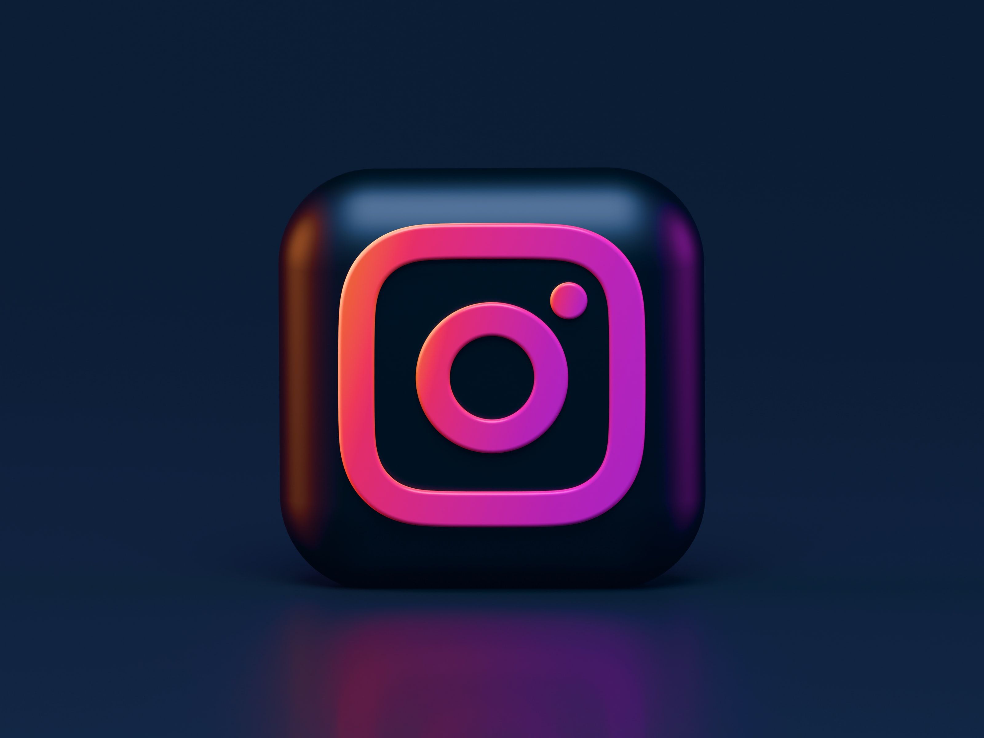 Dark Instagram Logo