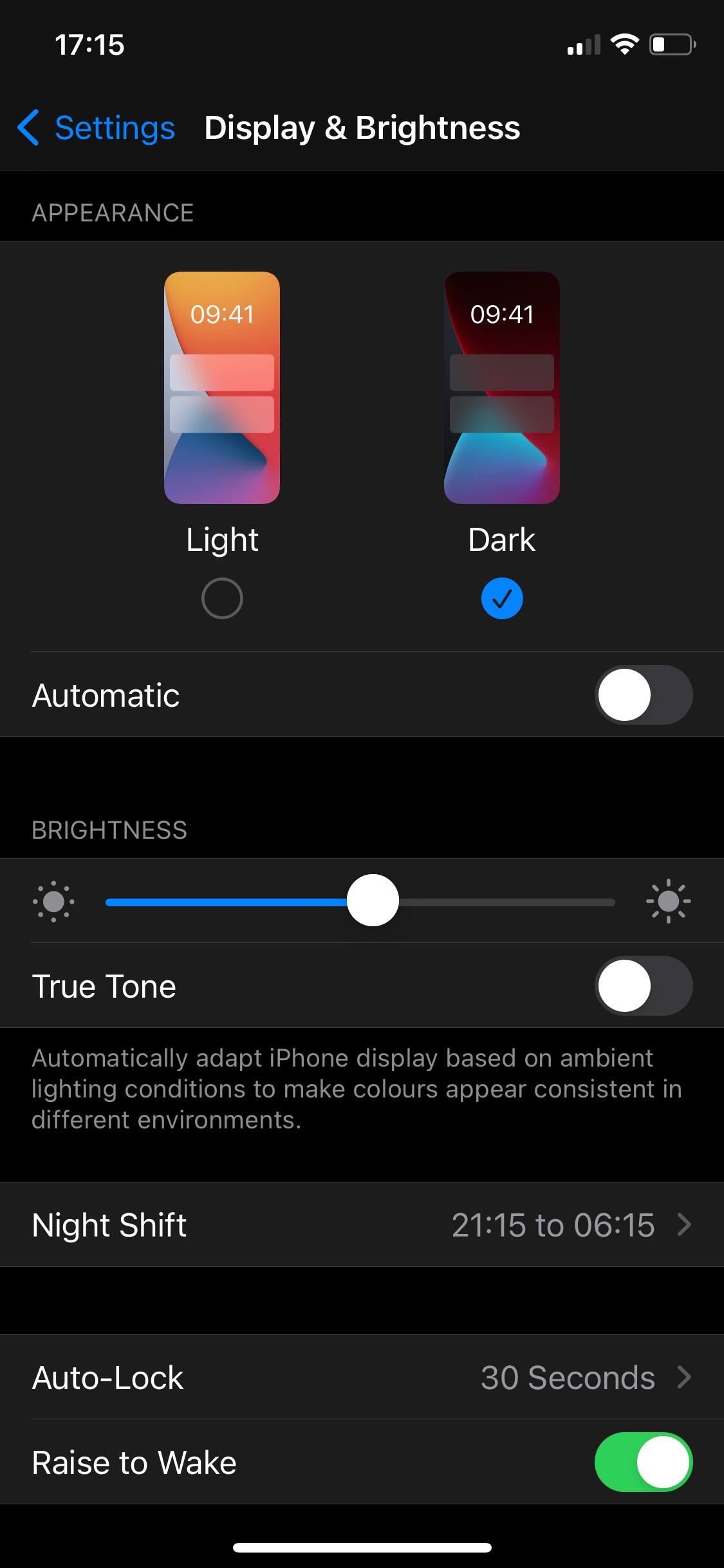 iOS Display & Brightness settings page showing True Tone turned off