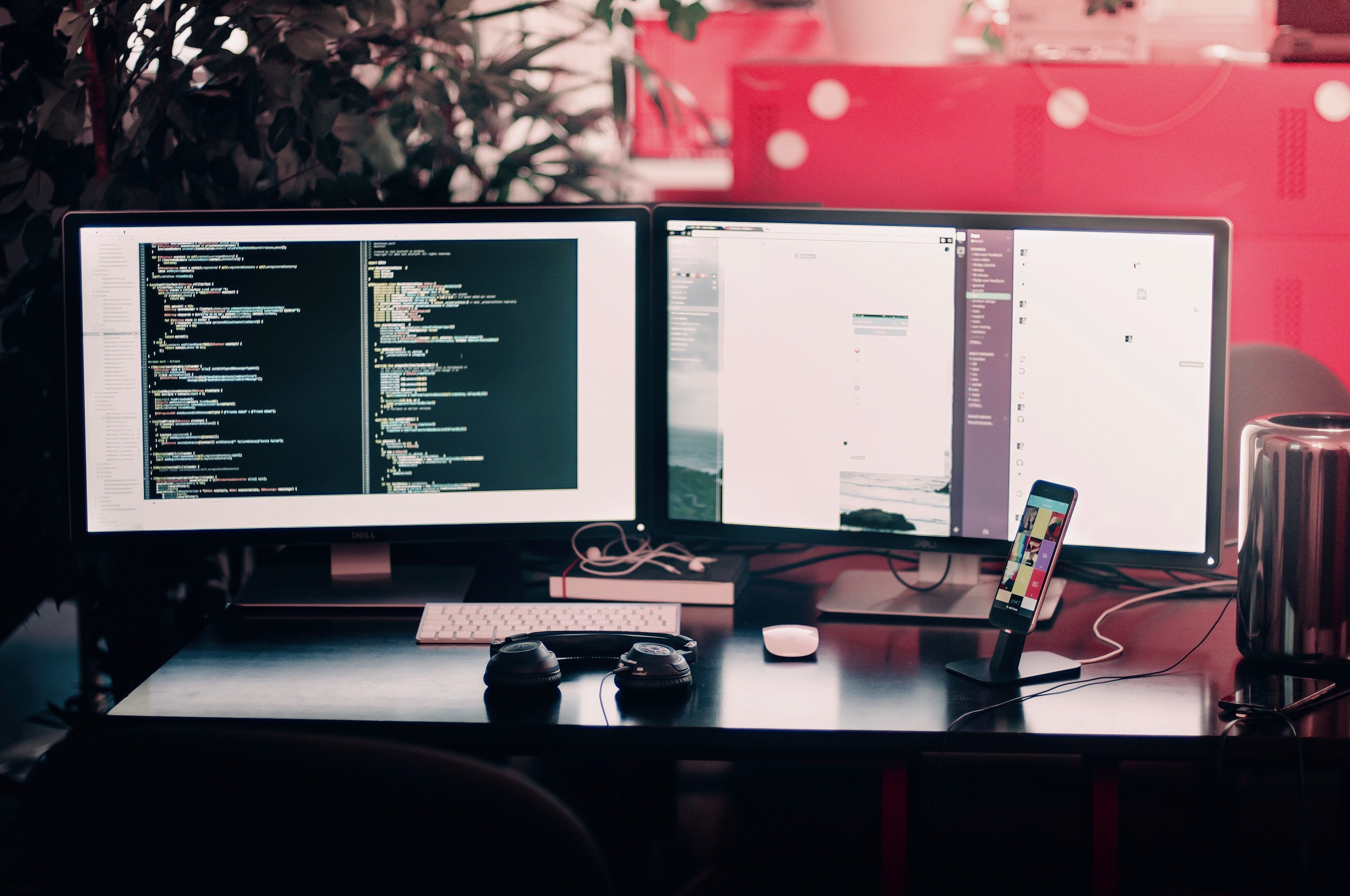 multiple monitor productivity use case - Monitor doppi e monitor ultrawide: cosa è meglio per il tuo ufficio a casa?