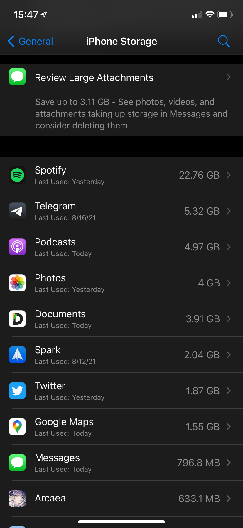 iPhone Storage App List
