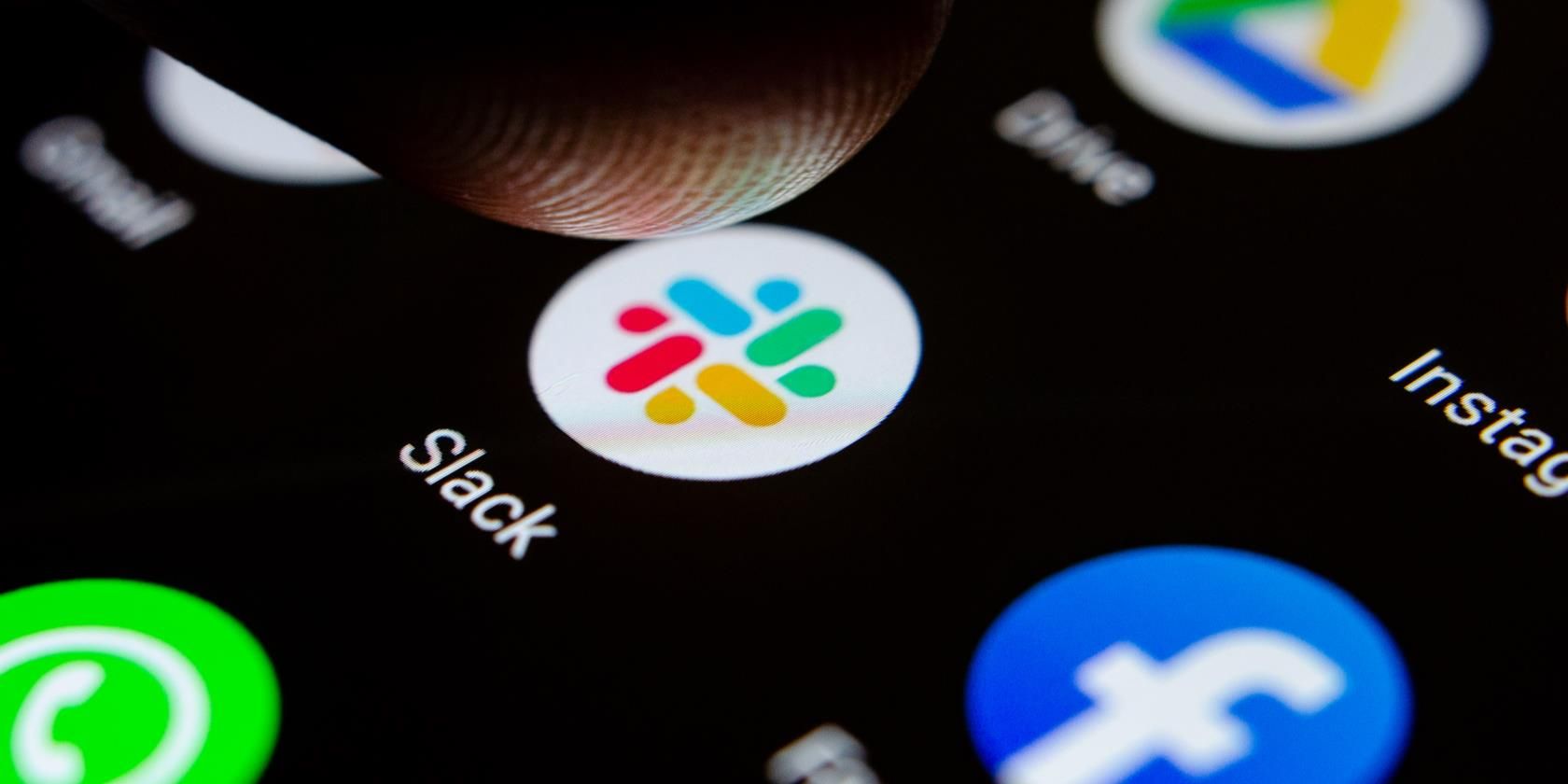 how to install slack on an android phone
