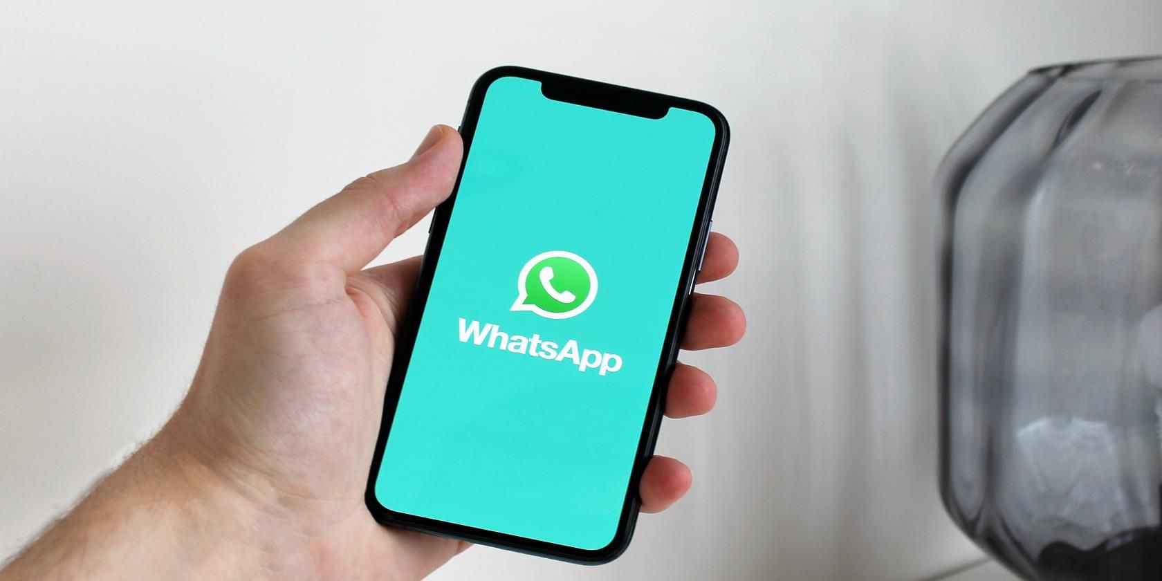 WhatsApp-on-phone-screen