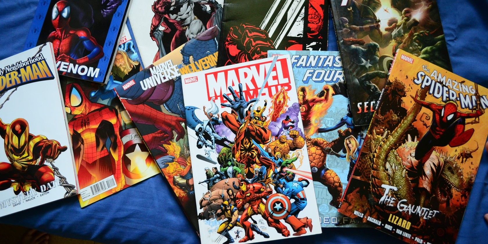 A pile of comic books