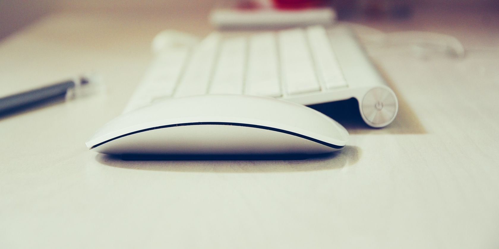 White mouse on desk
