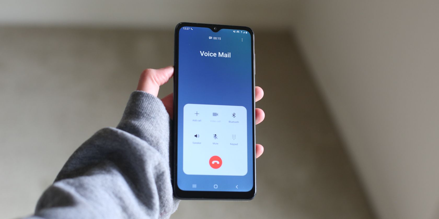 How to Set Up Voicemail on a Samsung Phone