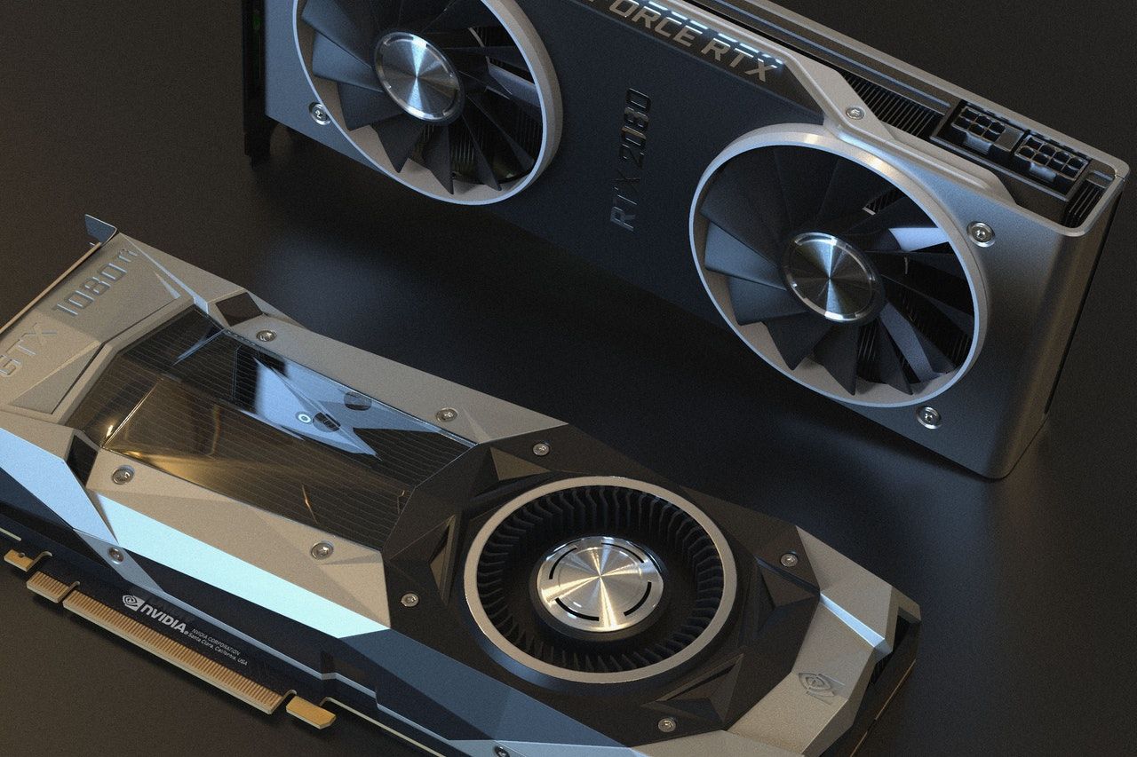 NVIDIA GTX 1080 Ti and RTX Founders Edition GPUs.