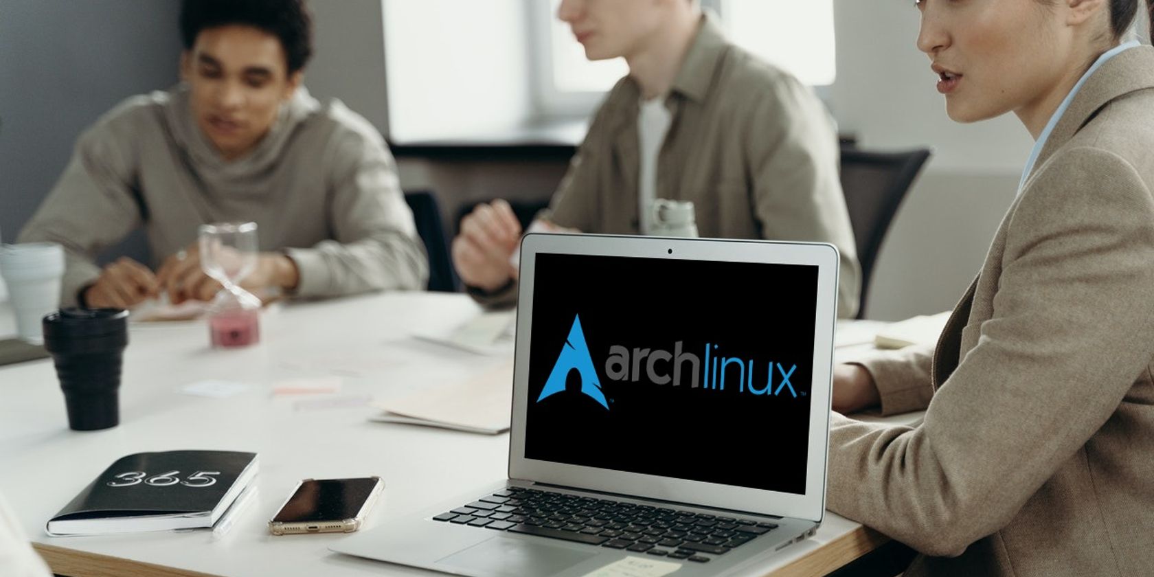 the top arch-based operating systems