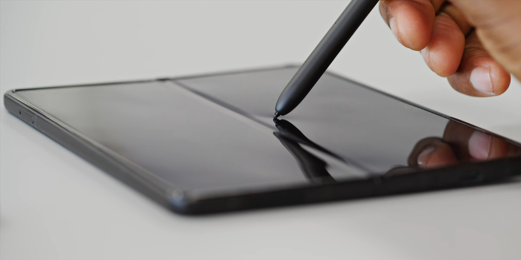 Galaxy Z Fold 3 main screen S Pen