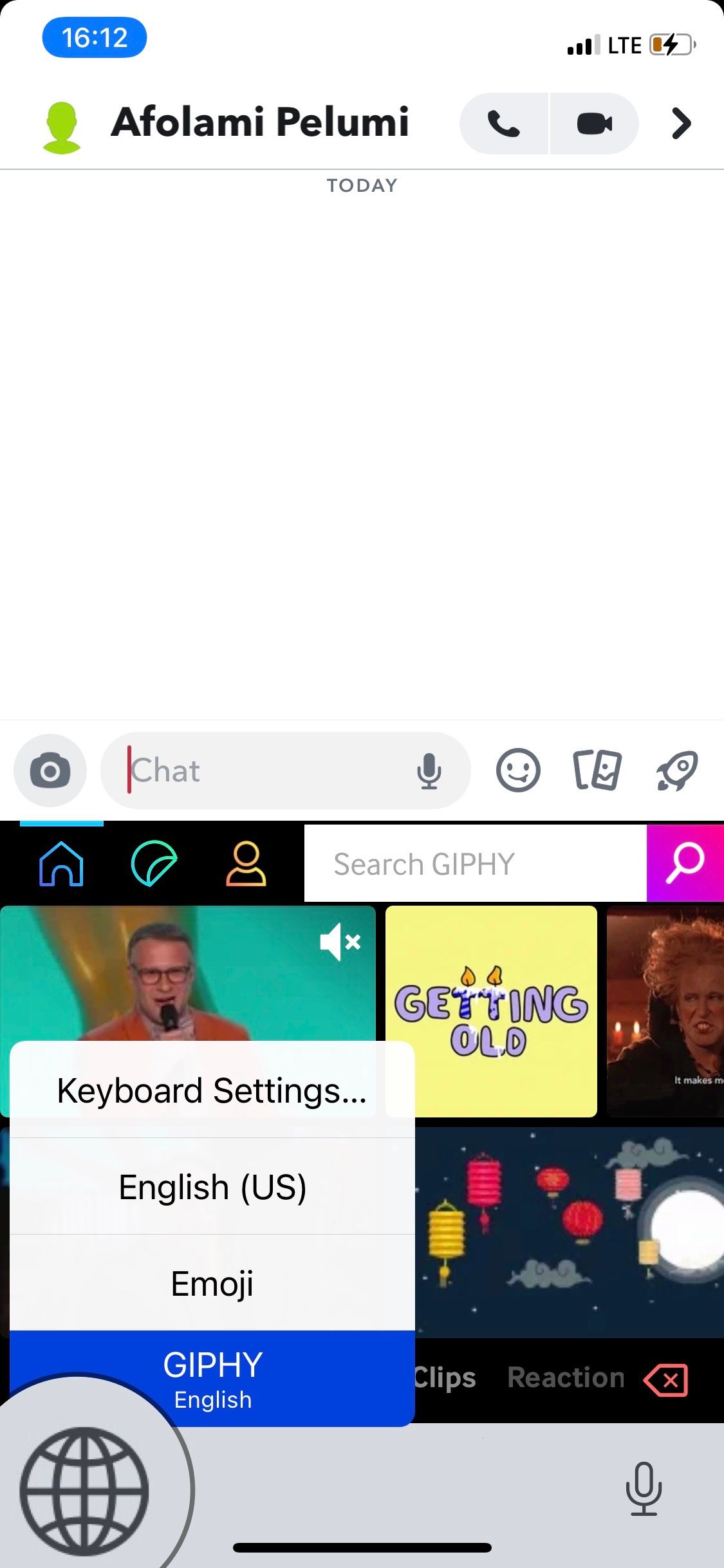 GIF ها در پیام های اسنپ چت در iOS