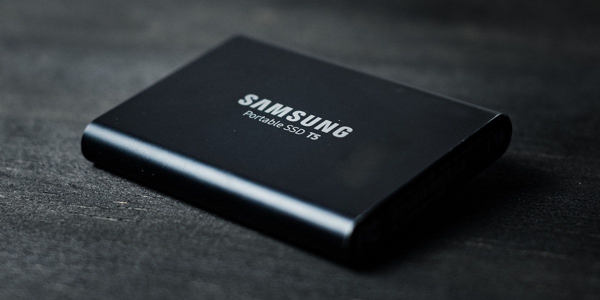 Die Vor- und Nachteile der Verwendung einer externen PS4-Festplatte - black samsung portable ssd