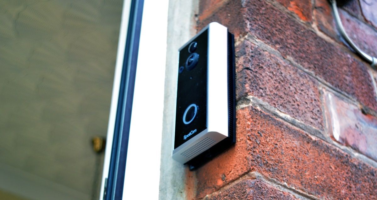 muo spotcam doorbell ring2 mounted low - Il videocitofono Spotcam 2 può risolvere i problemi di sicurezza della porta?