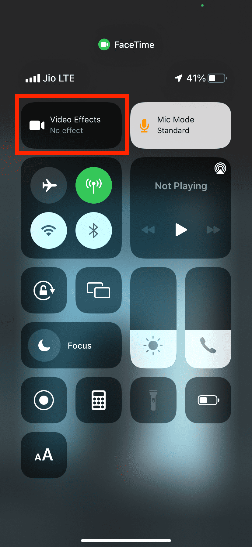 Tap Video Effects in iOS 15 Control Center to blur background in FaceTime, WhatsApp, Zoom, and other video calls 