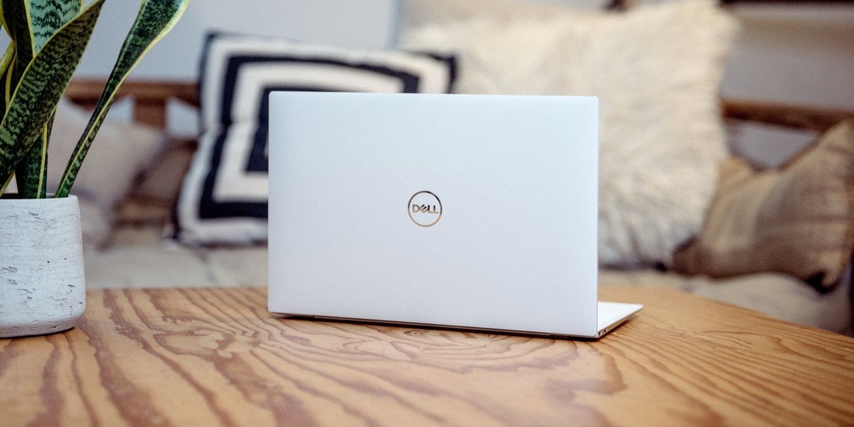Dell XPS 13 - Featured Image