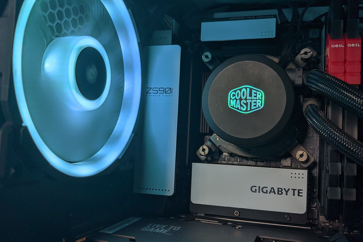 SignalRGB lighting effect on Corsair RGB fan and CoolerMaster AIO