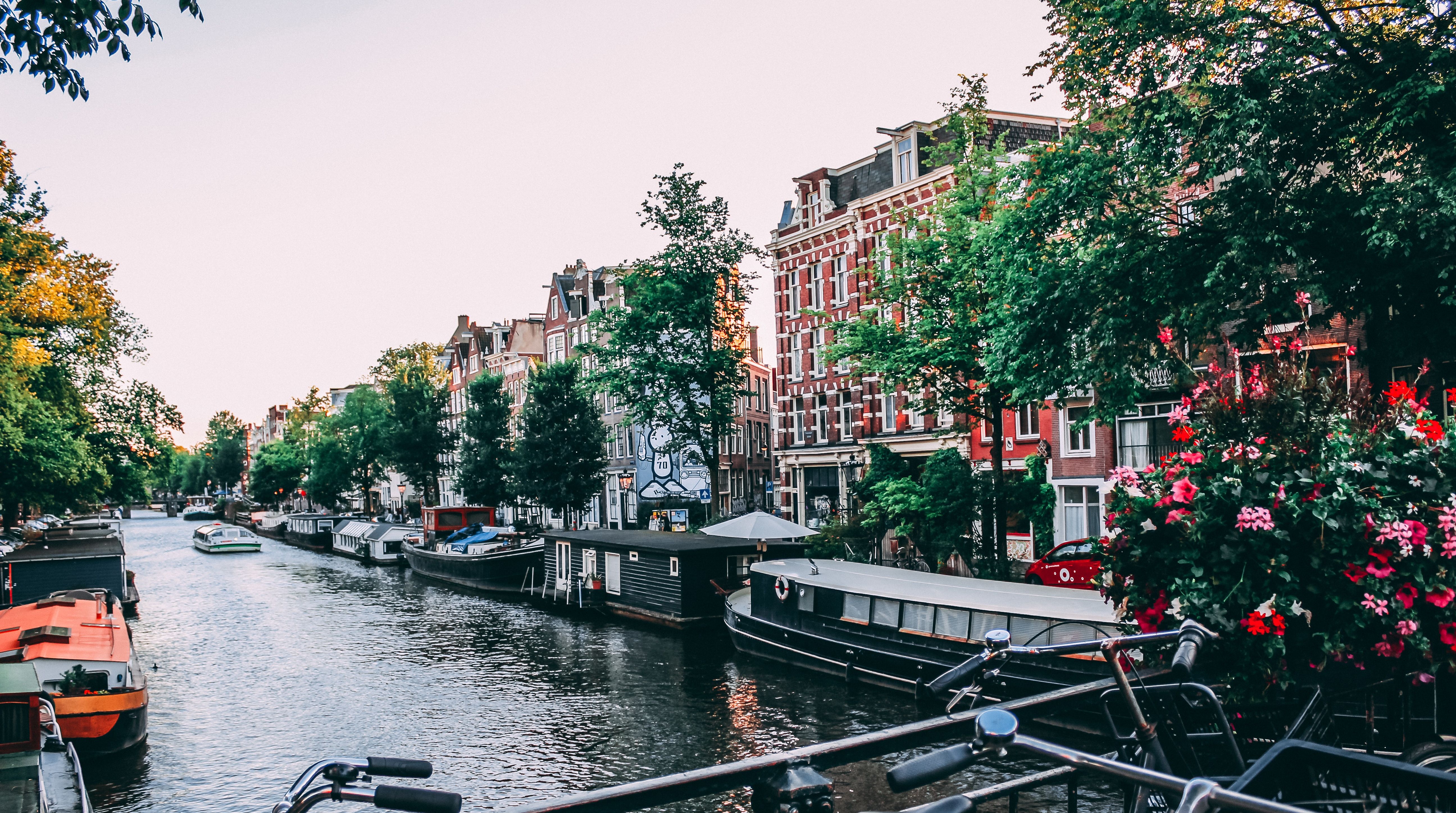 amsterdam river picture
