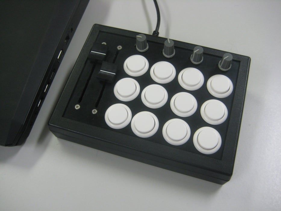 arcade midi fighter - I 10 migliori progetti MIDI Arduino per principianti