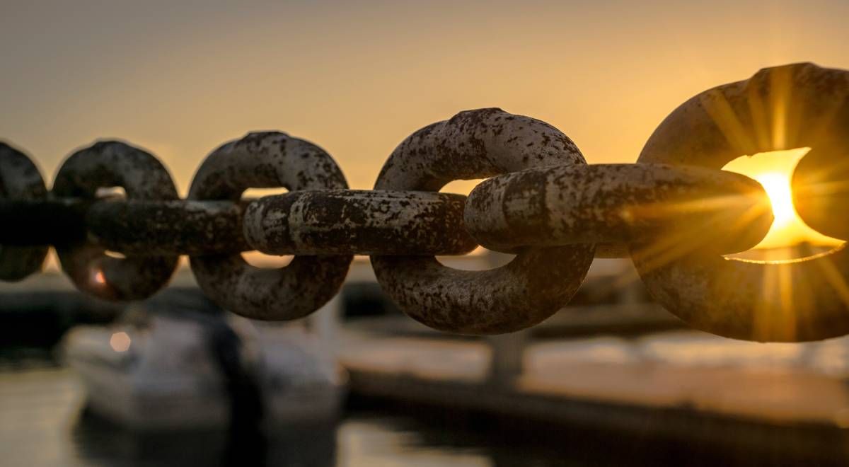 chain in front of the sunset