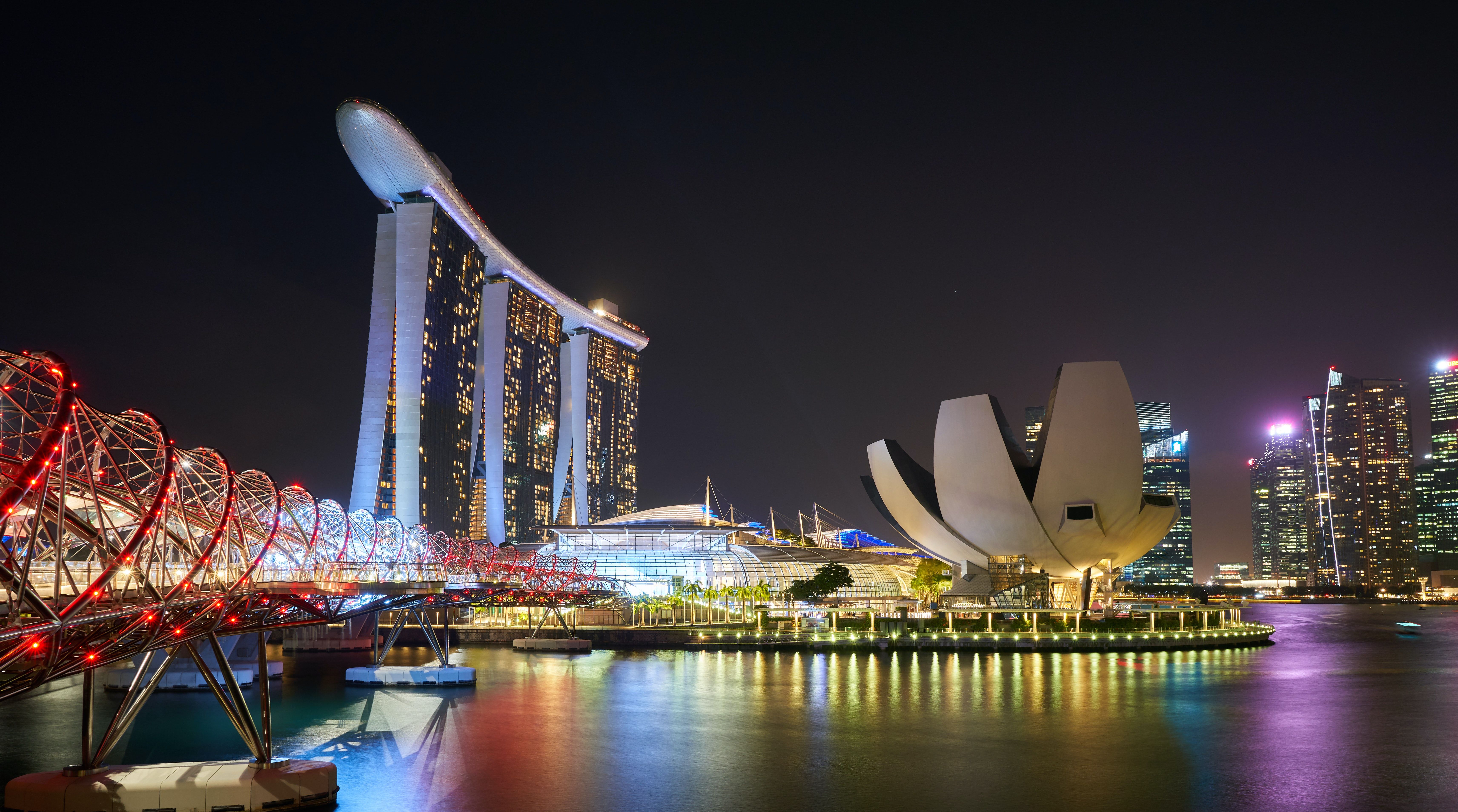singapore night photo