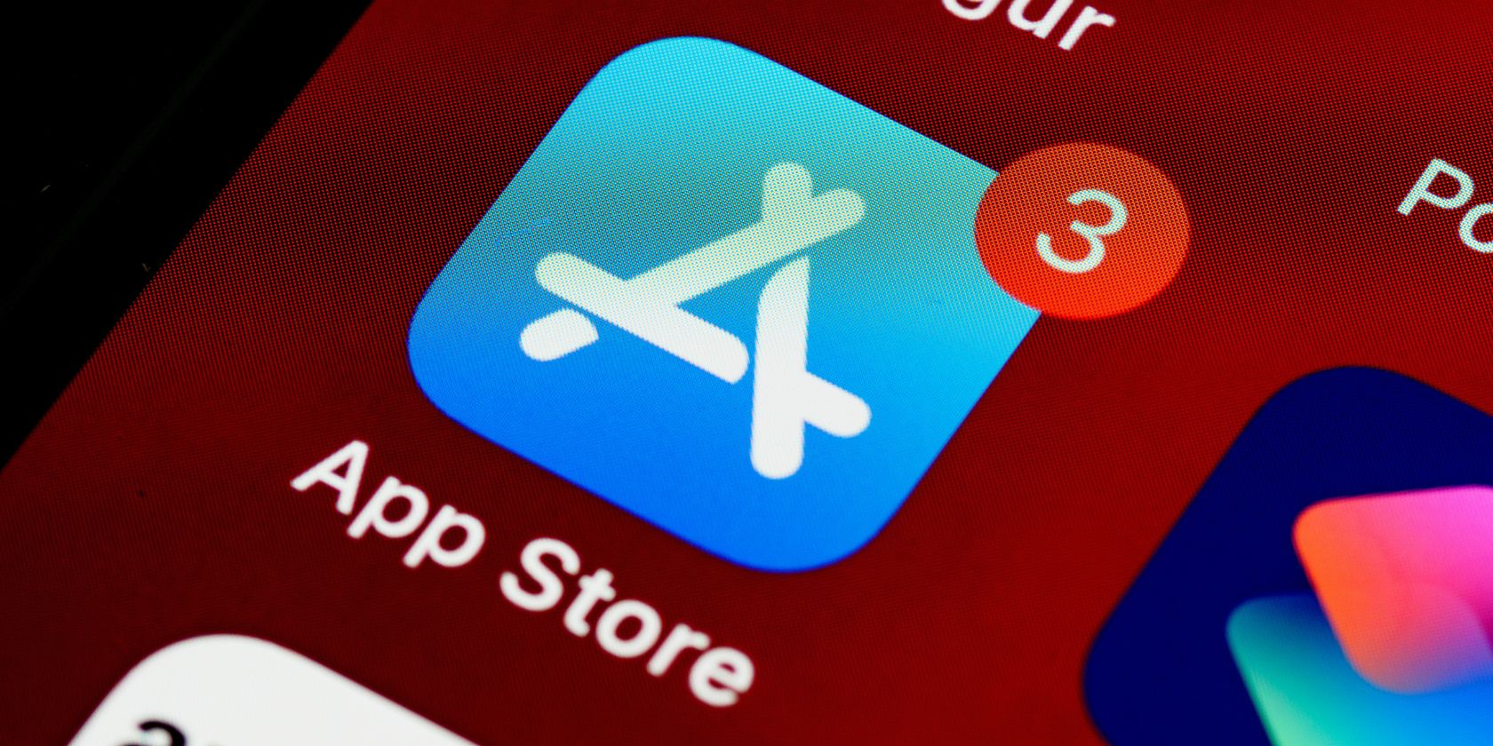 Tutup App Store di layar iPhone