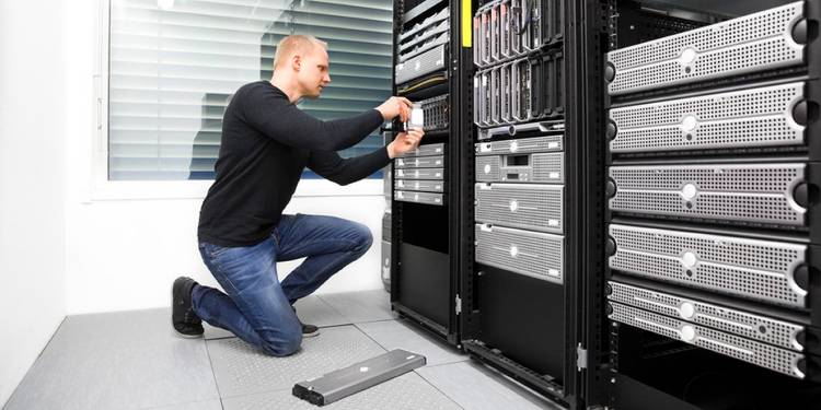 9 دلیل به تاخیر افتادن پروژه ها و نحوه جلوگیری از آن 6 Unexpected Maintenance.jpeg?q=50&fit=crop&w=750&dpr=1 -