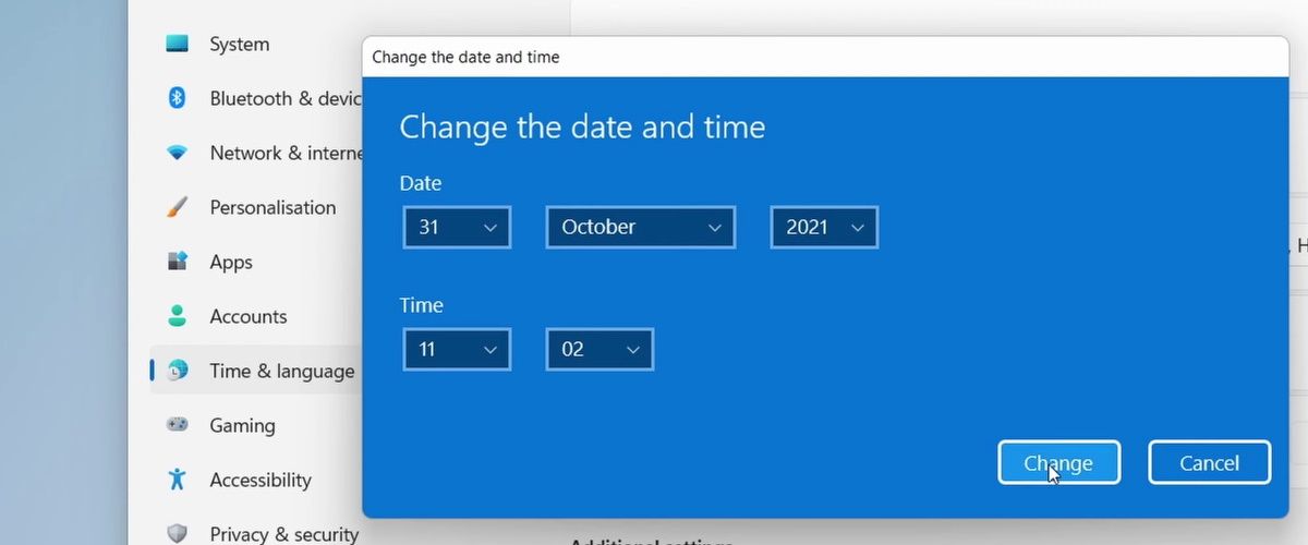 screenshot of windows 11 change date and time UI