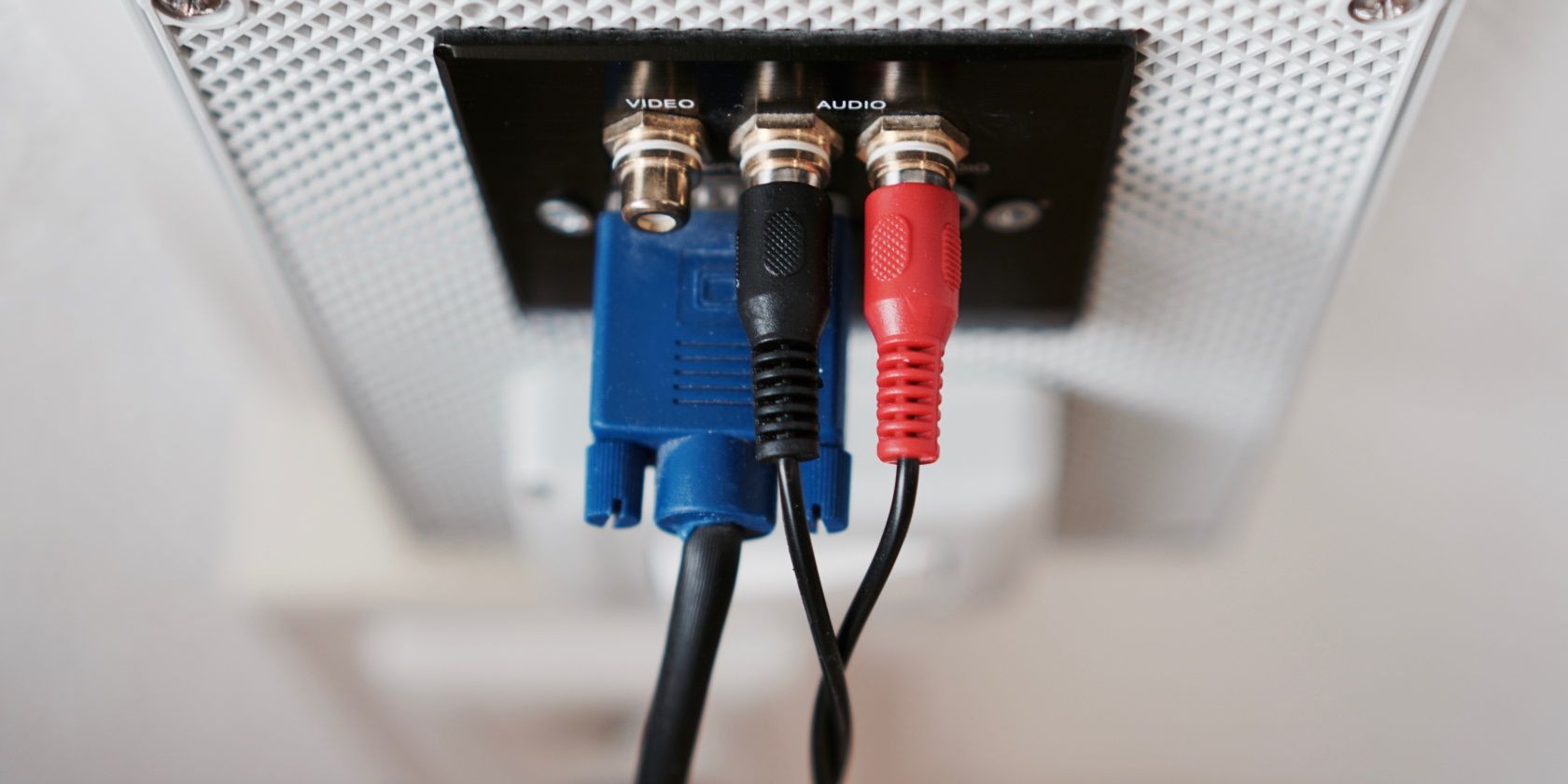 Audio jacks connected to a device