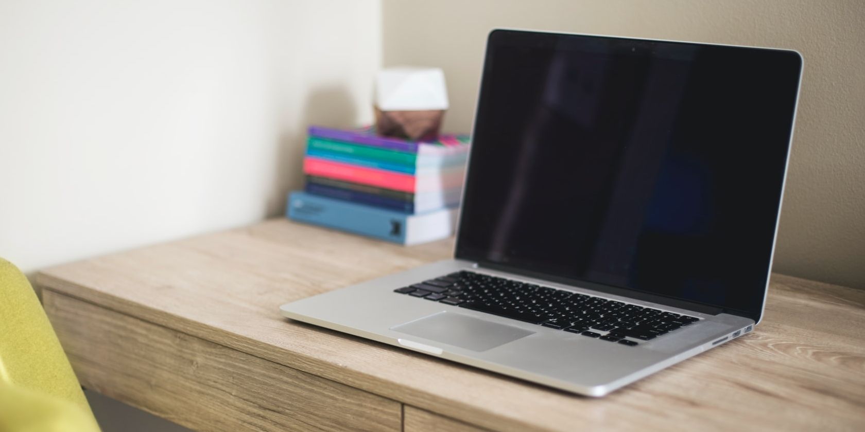 macOS Monterey Is Bricking People's Macs: Here's What You NEED to Know